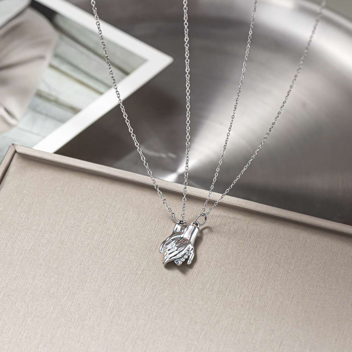 Conjunto de 2 Colares Magnétic - Magnetic Couple Matching Necklaces avaliação e preço