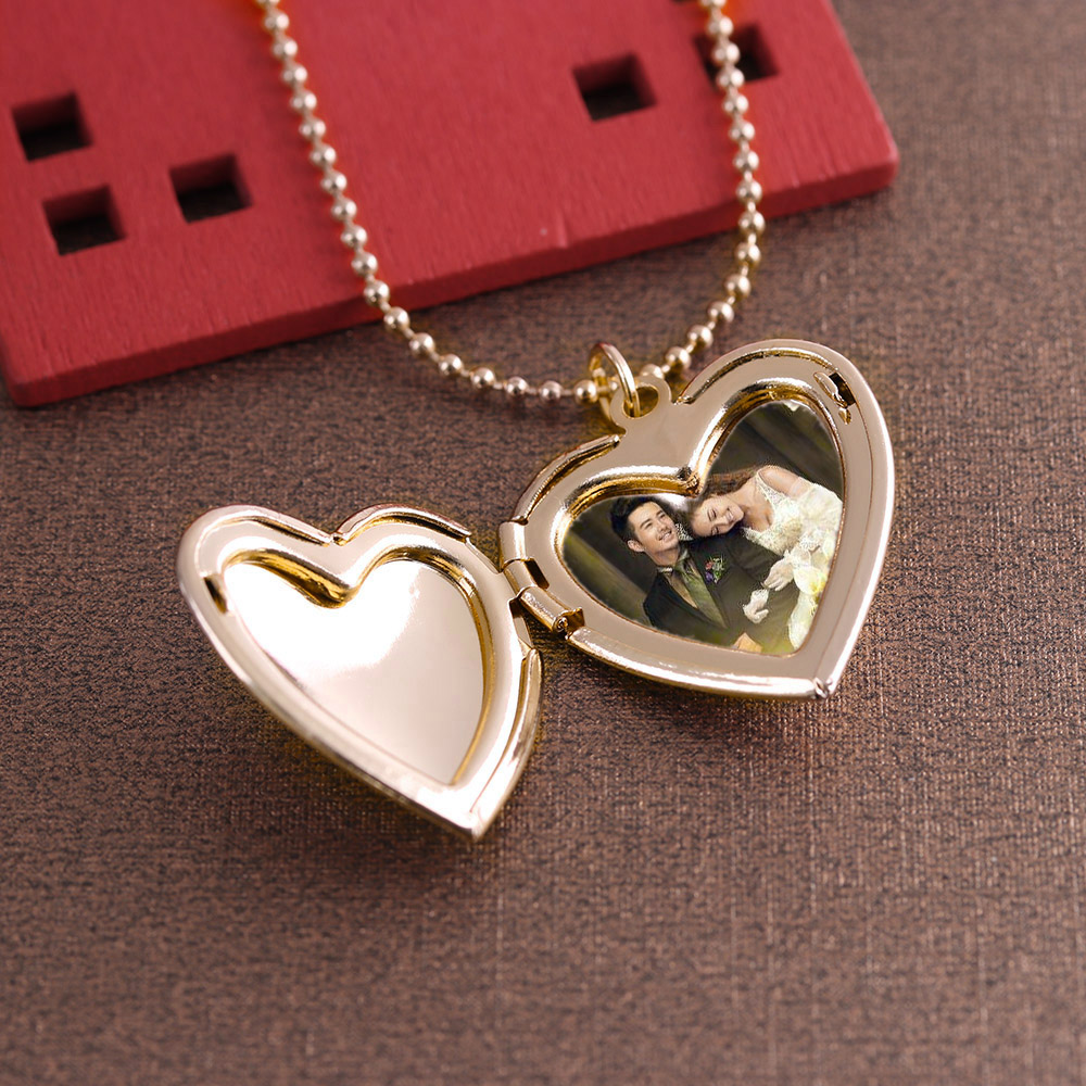 Hooh 1pc coração em forma de a - Heart Locket Necklace Photo avaliação e preço