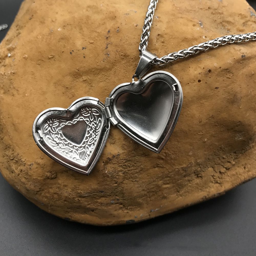 Hooh 1pc coração em forma de a - Heart Locket Necklace Photo avaliação e preço