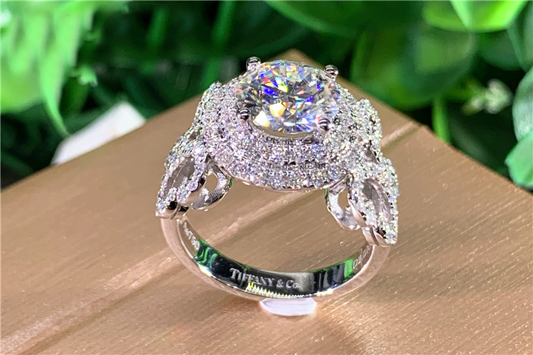 Personalizado sólido 18k au750 - Moissanite Engagement Ring 1 Carat avaliação e preço