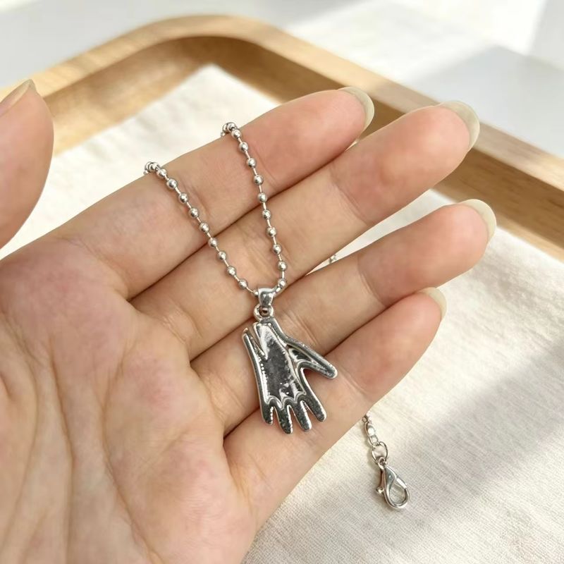 Colar de Luvas de Michael Jack - Anime Pendant Necklace avaliação e preço