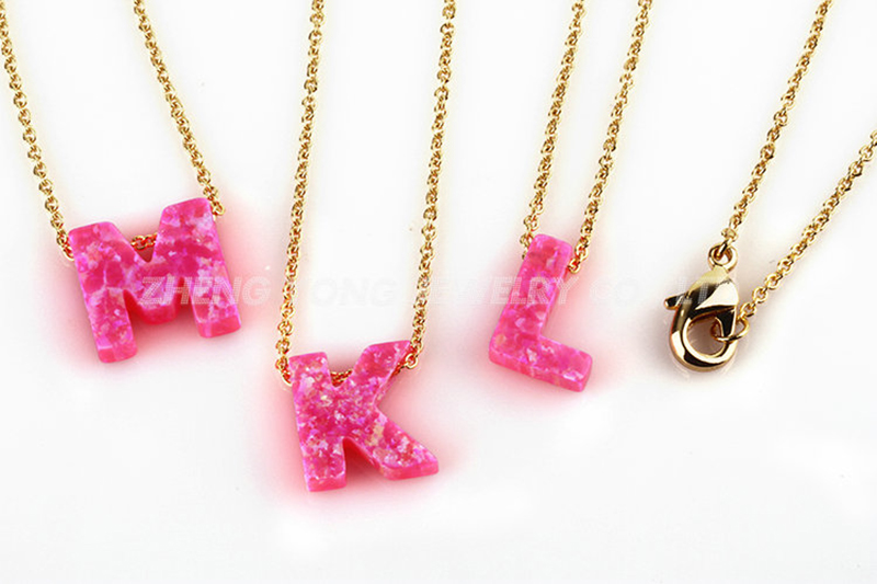 Colar com pingente de letra in - Initial Letter Necklace 18K Gold avaliação e preço
